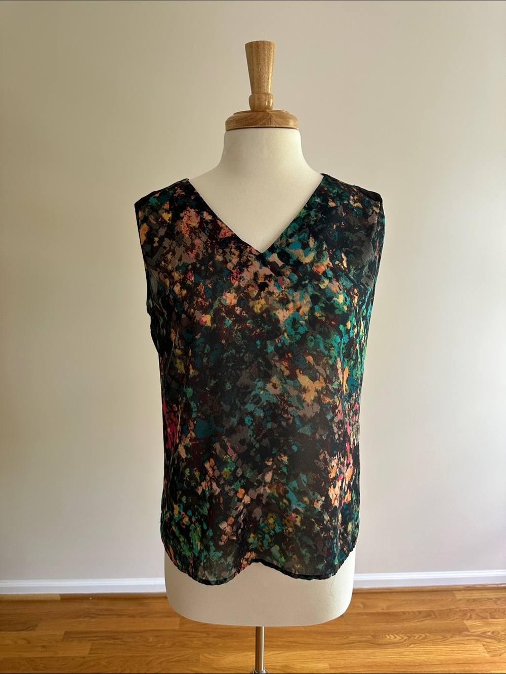 MEXX Metropolitan Abstract Print Sleeveless Blouse Size 8￼